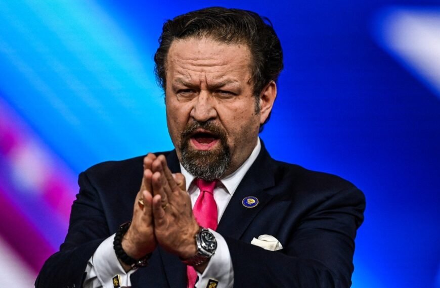 Sebastian Gorka: Trump's aangestelde 'islamofobische oplichter' wie?