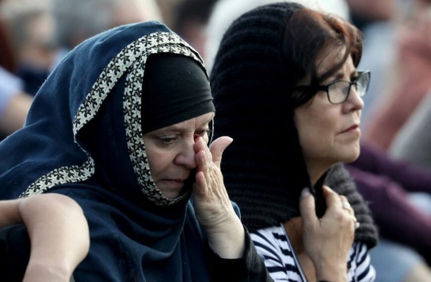 De moslims hebben gereageerd op de beschuldigingen van een extreemrechtse bende