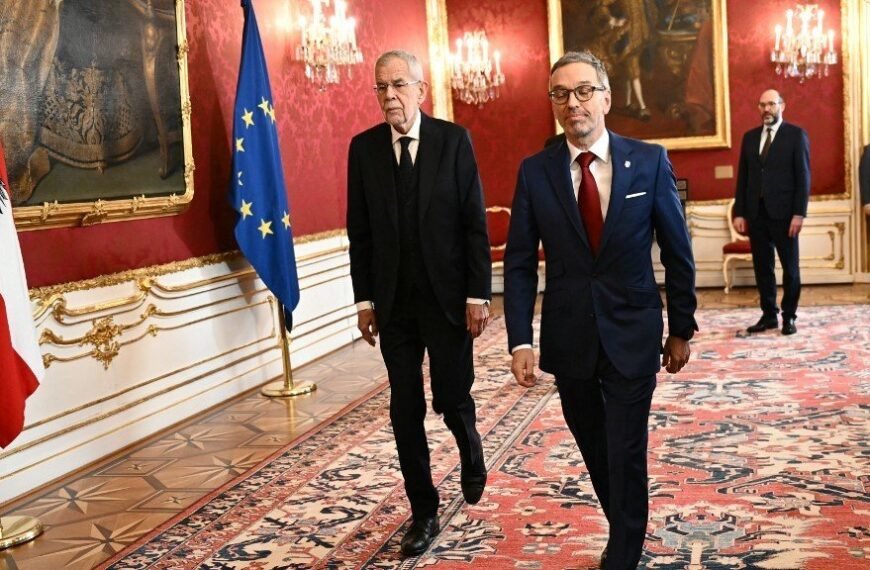 Israël-vriendelijk en 'antisemitisch': Vrijheidspartij van Oostenrijk gaat regering vormen