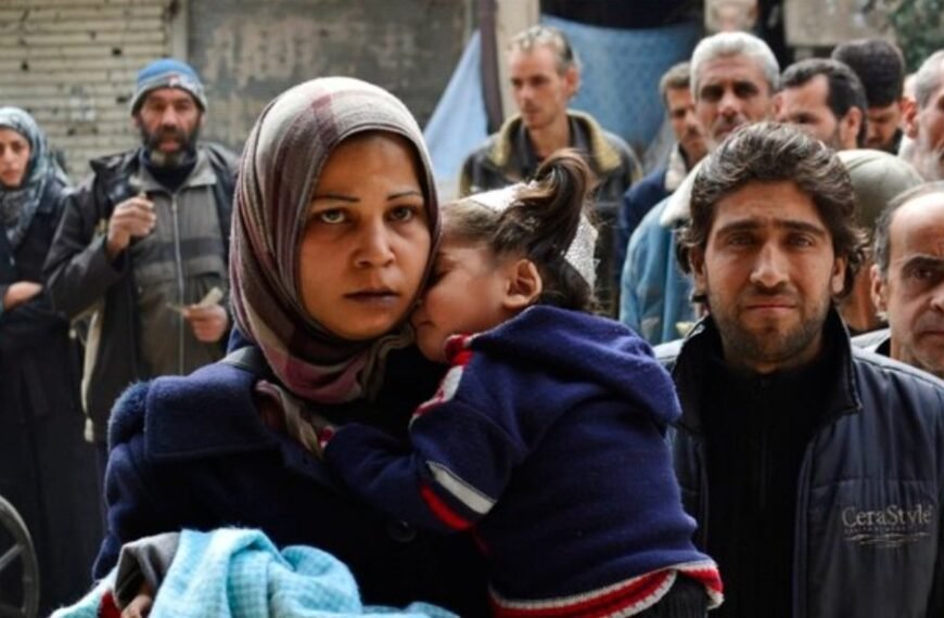 Tijdens de Israëlische aanval zijn 12.000 Palestijnen ontheemd geraakt in een kamp op de Westelijke Jordaanoever