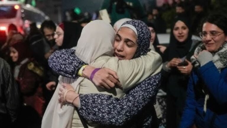 Zeven Palestijnen die uit Israël zijn vrijgelaten, zijn naar het ziekenhuis gebracht