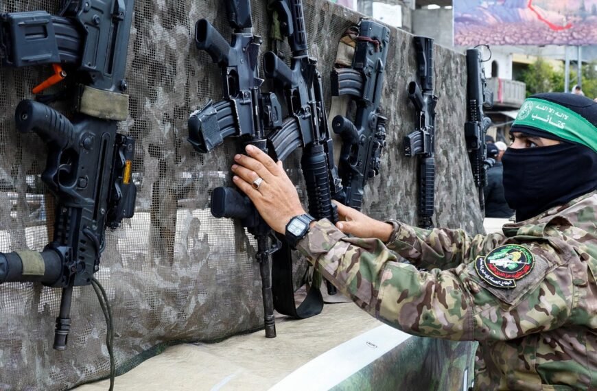 Wat is de reden voor de VS om hun traditie te doorbreken en met Hamas te praten?