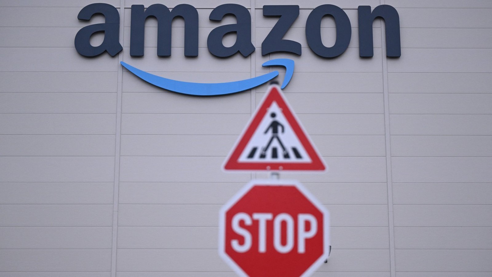 Arabische Amerikanen Evenement Verhuisd Van Amazon Hoofdkantoor