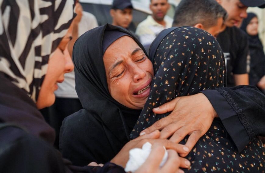 Genocide in Gaza: Pankaj Mishra zegt 'Hoe is dit gebeurd?'