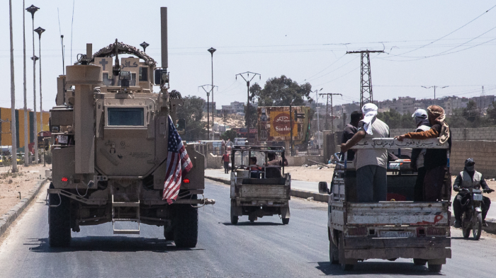VS zal militaire voertuigen met 'ongelovige' inscripties in het noordoosten van Syrië onderzoeken