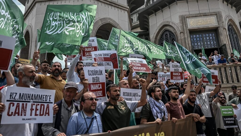 Turkse tijdschrift veroordeeld vanwege publicatie van spotprent van profeet Mohammed