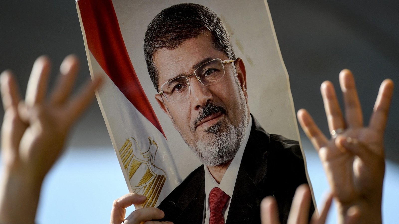 De families van politieke gevangenen in Egypte kunnen hen al 10 jaar niet zien