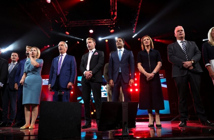 'Koning Charles een geheime moslim!': Wat ik hoorde op de conferentie van de Reformpartij