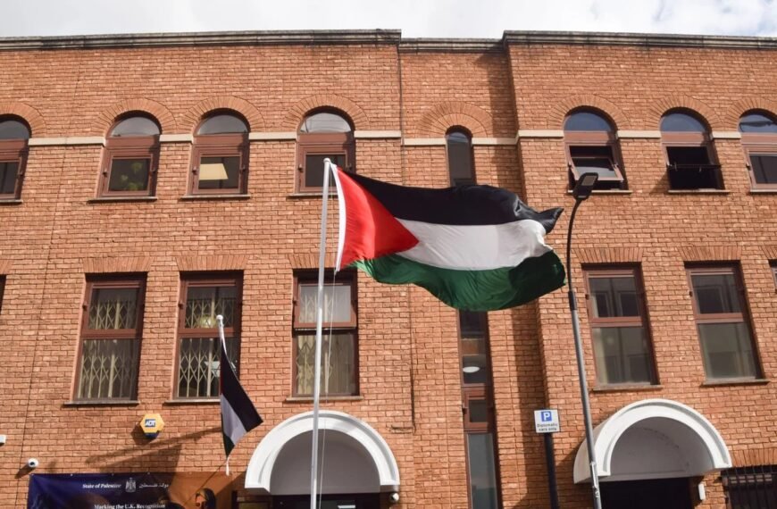 Palestina Erkennen Belohnt Israël's PA Medeplichtigen
