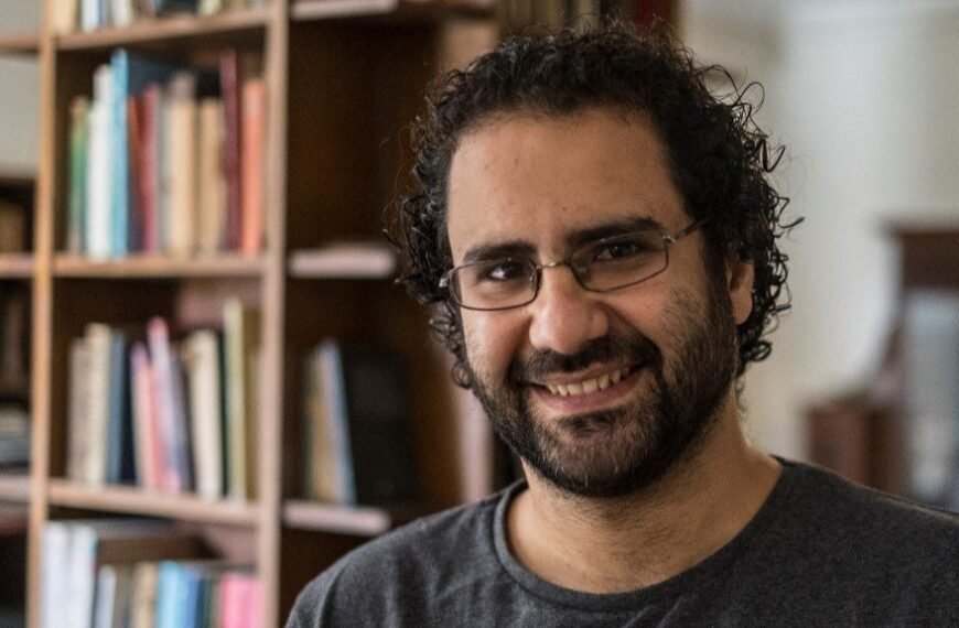 Sisi in Egypte heeft de gevangen activist Alaa Abd El-Fattah gratie verleend