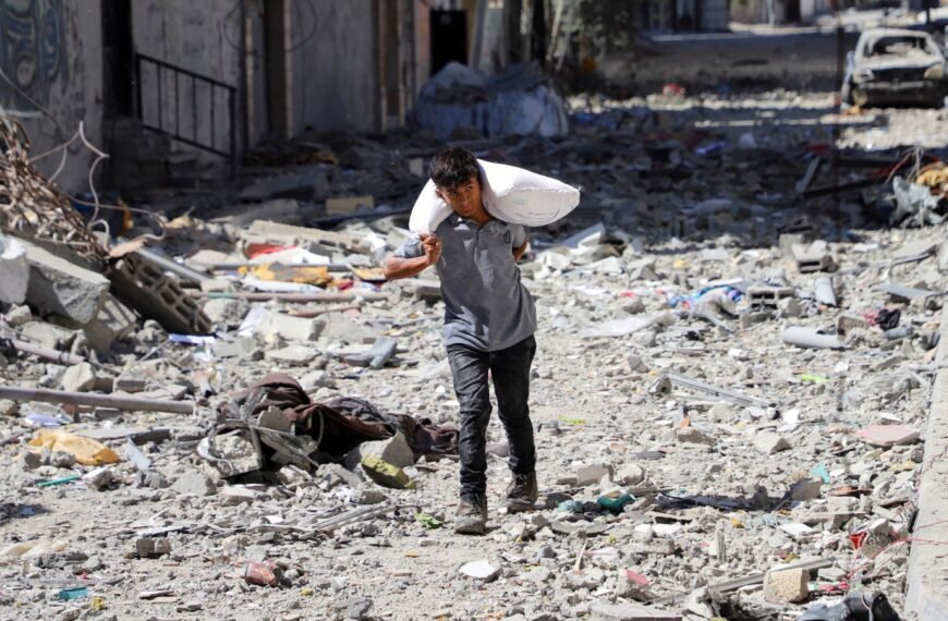 Iran Persanalyse: Conservatieve Media Steunen Vredesplan voor Gaza