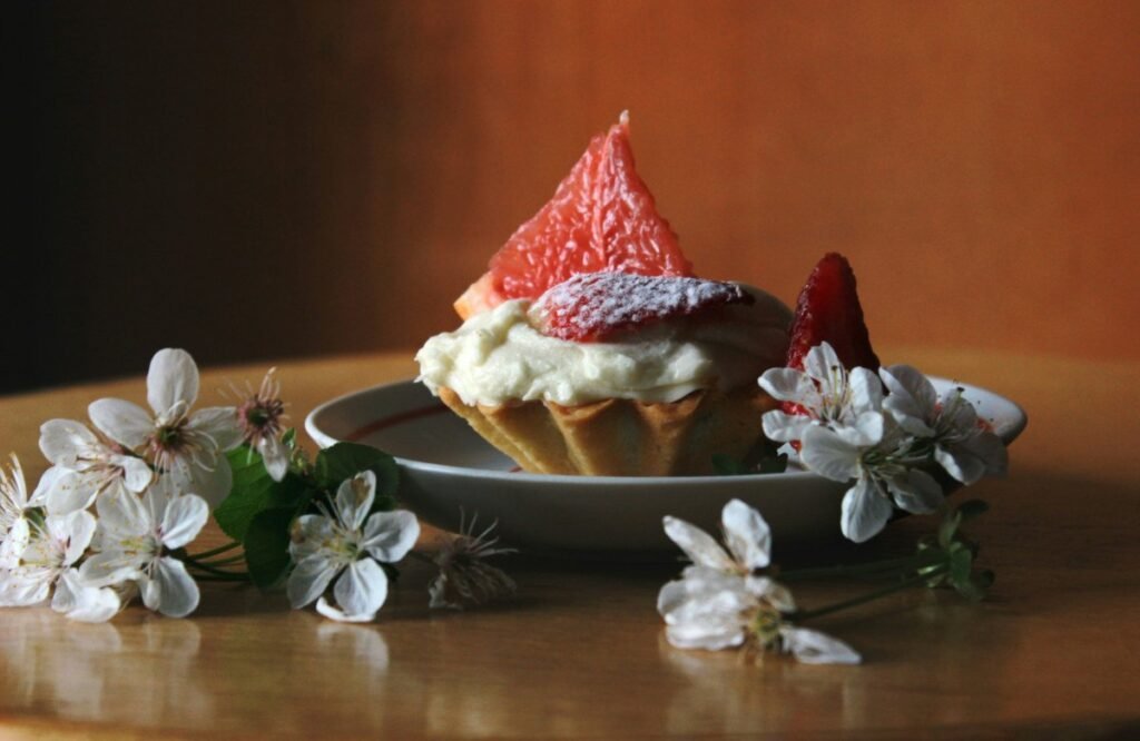 Geweldige Roomkunst: De Vermakelijke Wereld van Moderne Desserts