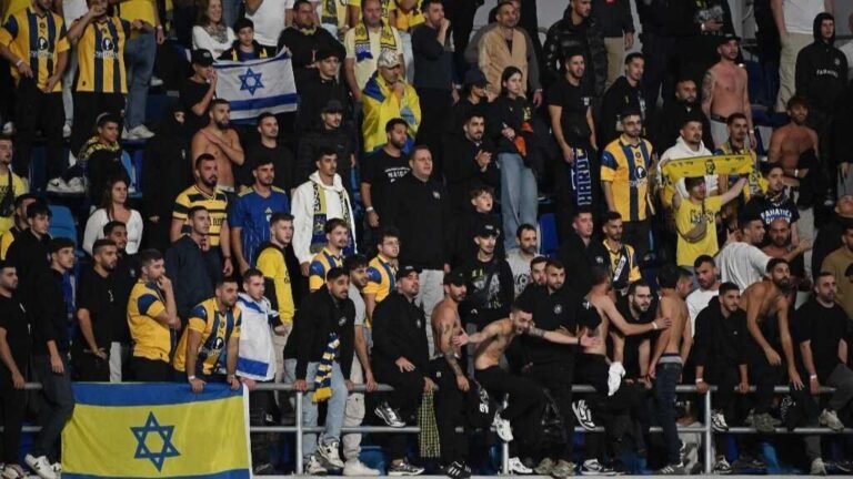 Speciaal: Gewelddadige Maccabi-supporters 'strijders verbonden met de IDF'