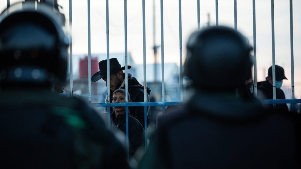 Chaos in de IS-gevangenissen in Syrië na de terugtrekking van de SDG