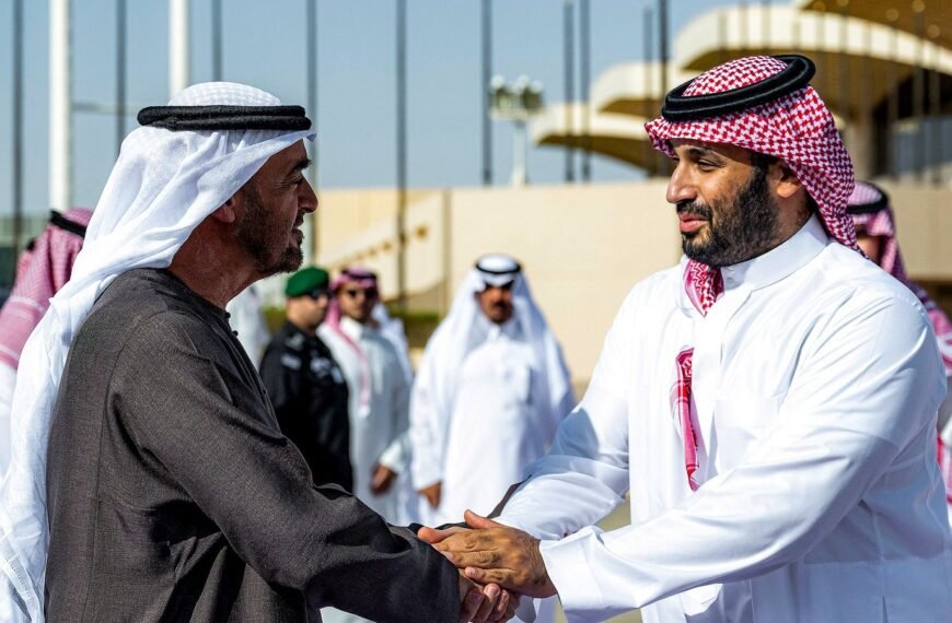 Hoe kunnen de spanningen tussen Saoedi-Arabië en de VAE in 2026 de regionale verhoudingen beïnvloeden?