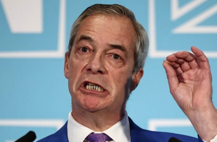 Nigel Farage heeft gesproken met BAE-functionarissen over de Moslimbroederschap