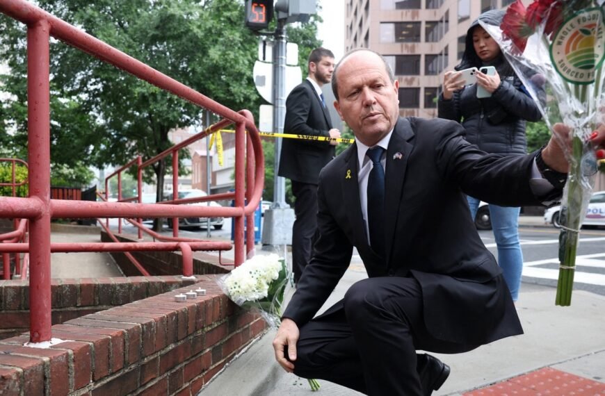 Palestijnse NGO heeft in Davos aangifte gedaan tegen Israëlische minister