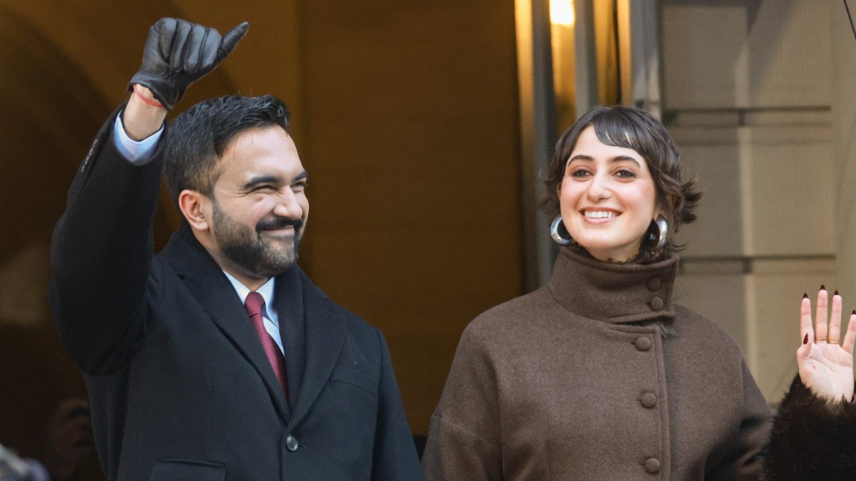 Verlossing voor de Stadssalon: Duizenden in de Koude om Mamdani te Ontmoeten