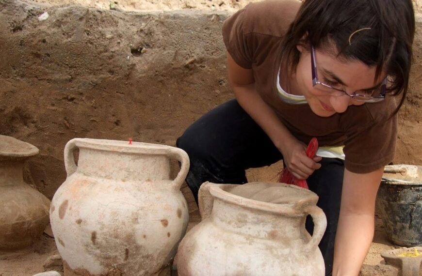 Een Groep Digitale Taalwetenschappers Herleeft het Fenicisch