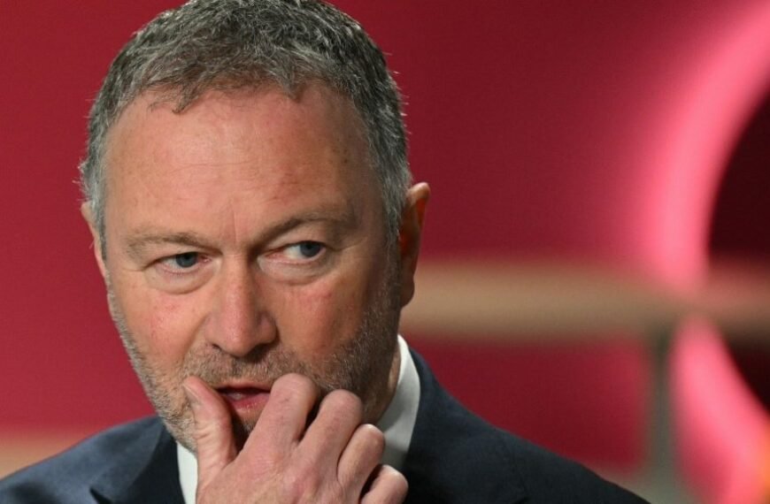 De Nieuwe Extremisme Preventiemaatregelen van Engeland: 'Steroid Preventie'