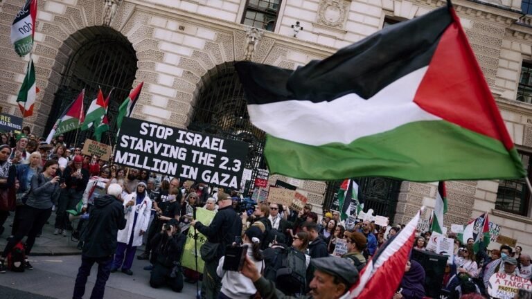 Engeland Moslimgroepen: Regering bedriegt Gaza-protesten