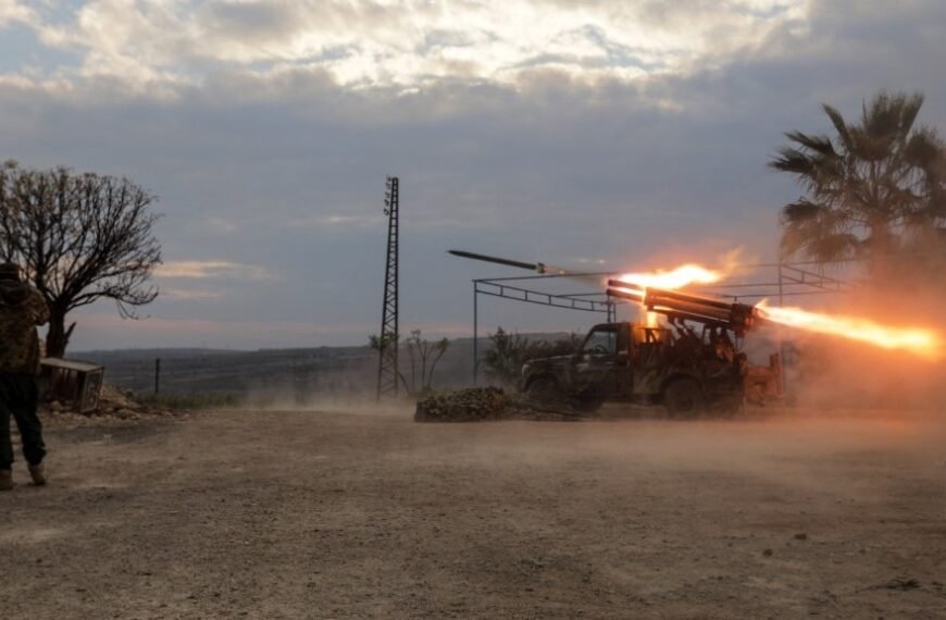 Hama Şehri, Suriyeli İsyancılar Tarafından Ele Geçirildi