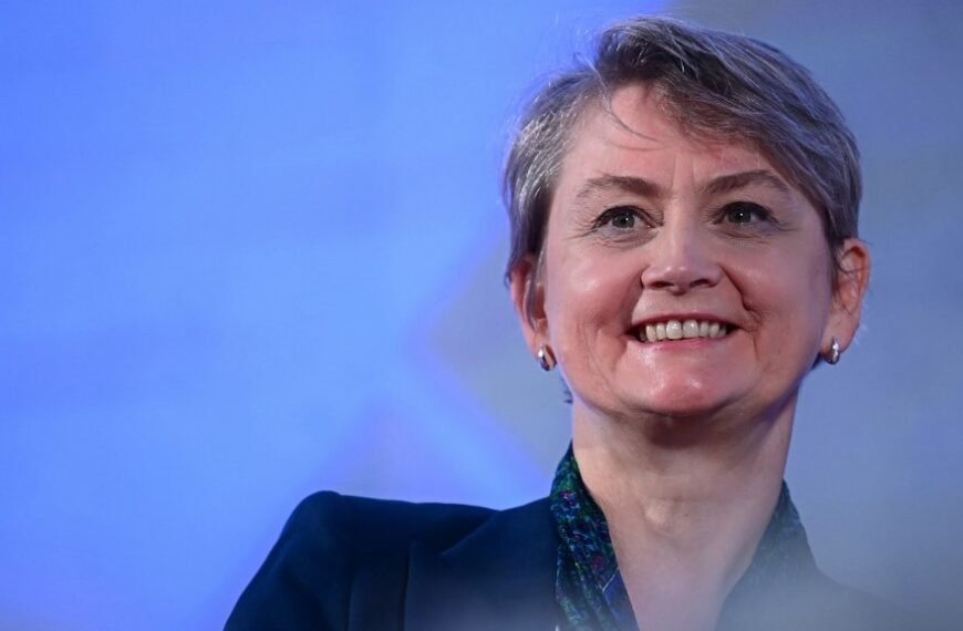 İngiltere Hükümeti, Eleştirilen Prevent Stratejisi için Yeni Komiser Atayacak