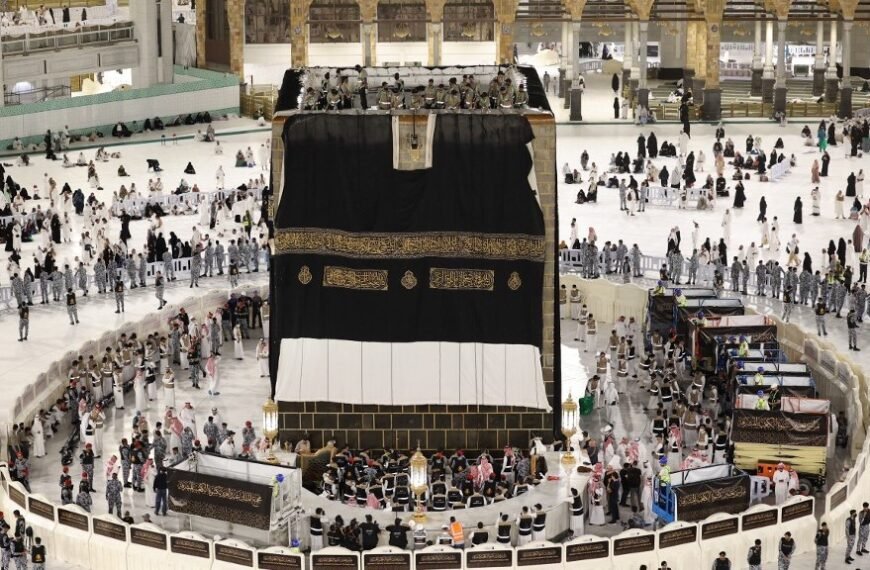 Suudi Arabistan, Mekke ve Medine'de gayrimenkul yatırımlarını yabancılara açtı