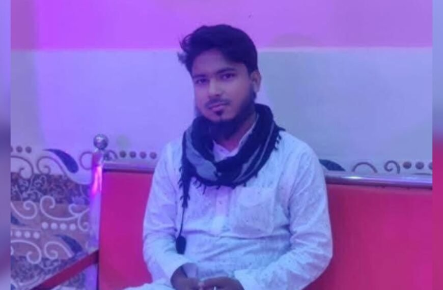 Batı Bengal: Müslüman öğrenci trende saldırıya uğradı, "Bangladeşli" denildi