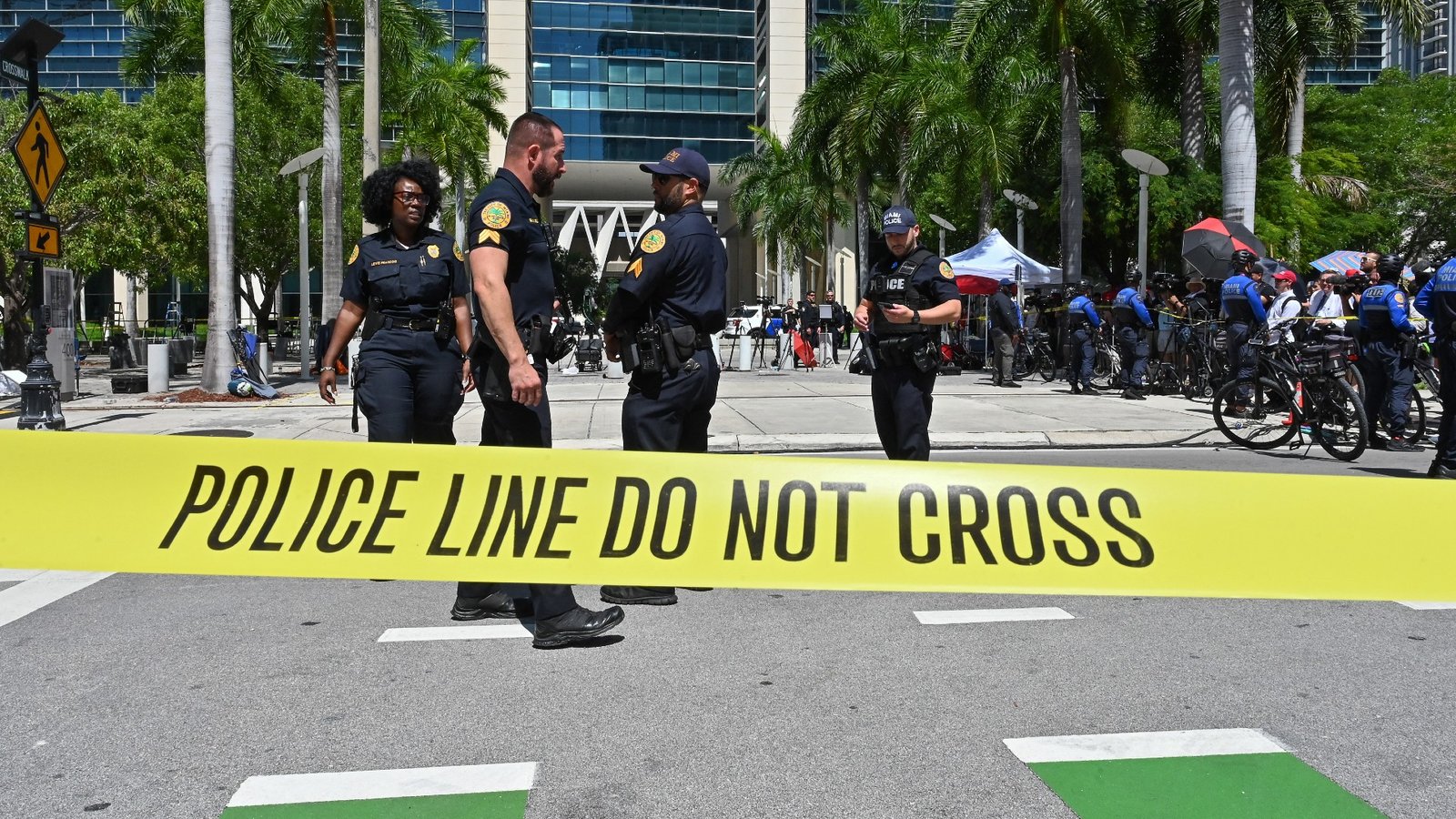 İsraillilere Miami'de, Filistinli sandığı kişi tarafından ateş açıldı