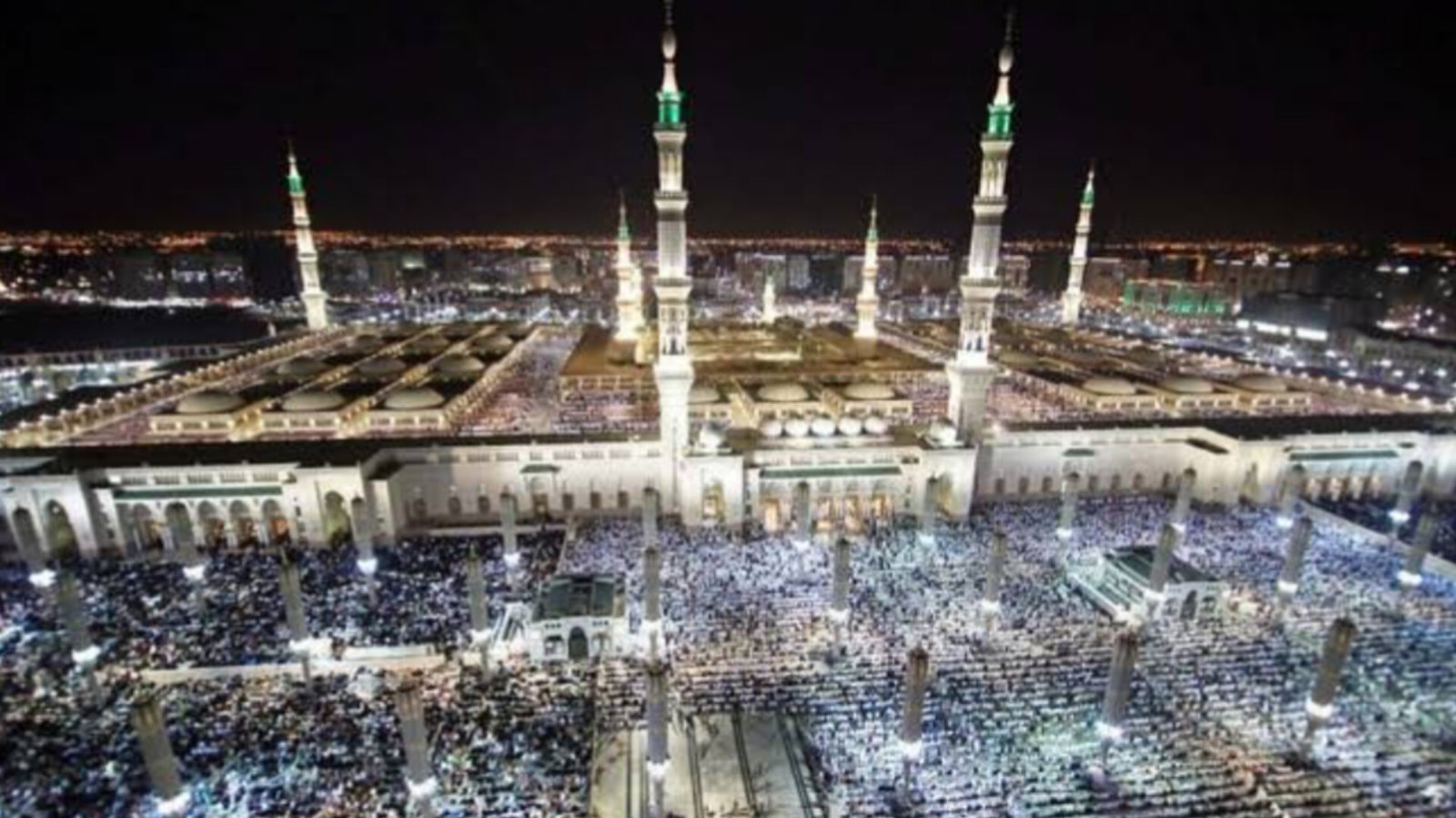 2025 Ramazan'ında İlk Teravih Grand Camii ve Peygamber Camii'nde