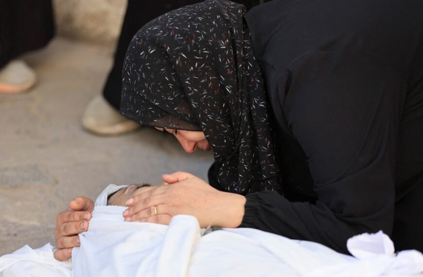 İsrail'in Ramazan Katliamı, Batı'nın Ahlaki Liderlik İddiasını Yok Etti