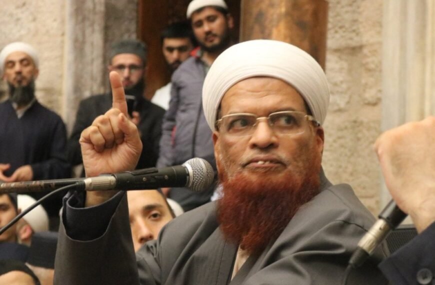 Mufti Taqi Usmani ve Pakli alimler: İsrail'e savaş 'zorunlu'