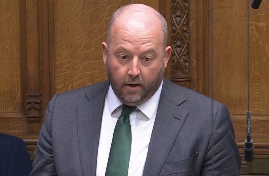 Tory Milletvekili, Parlamento'da Britanyalı imam hakkında yanlış Hamas iddialarını tekrarladı