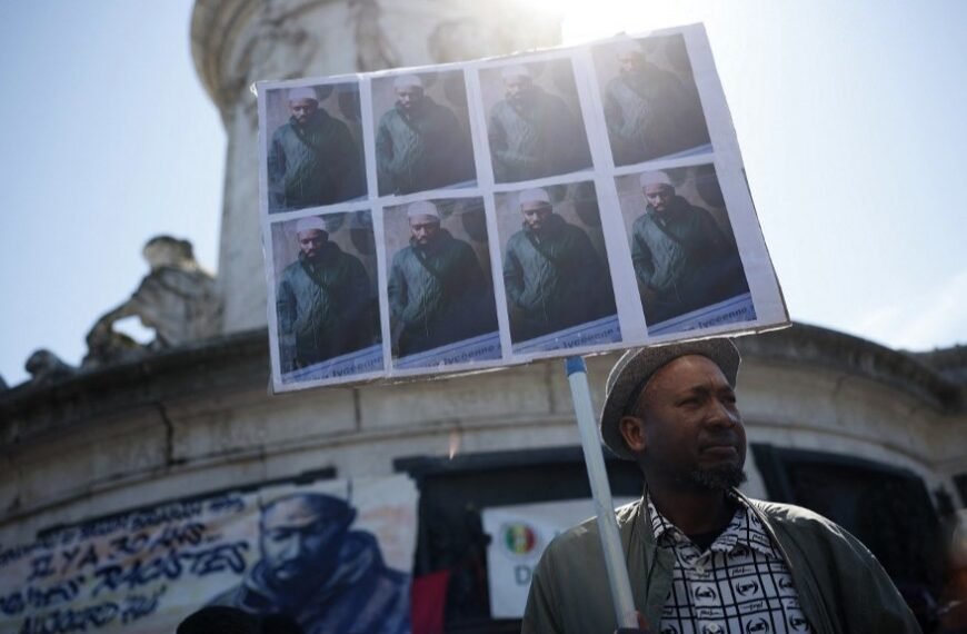 Fransız Müslümanlar, cami cinayetinin 'İslamofobik' şiddetini göz ardı ediyor