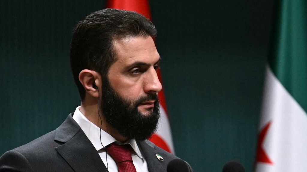 ABD, Suriyeli yabancı savaşçıları ulusal orduya entegre etmeyi destekliyor: Rapor