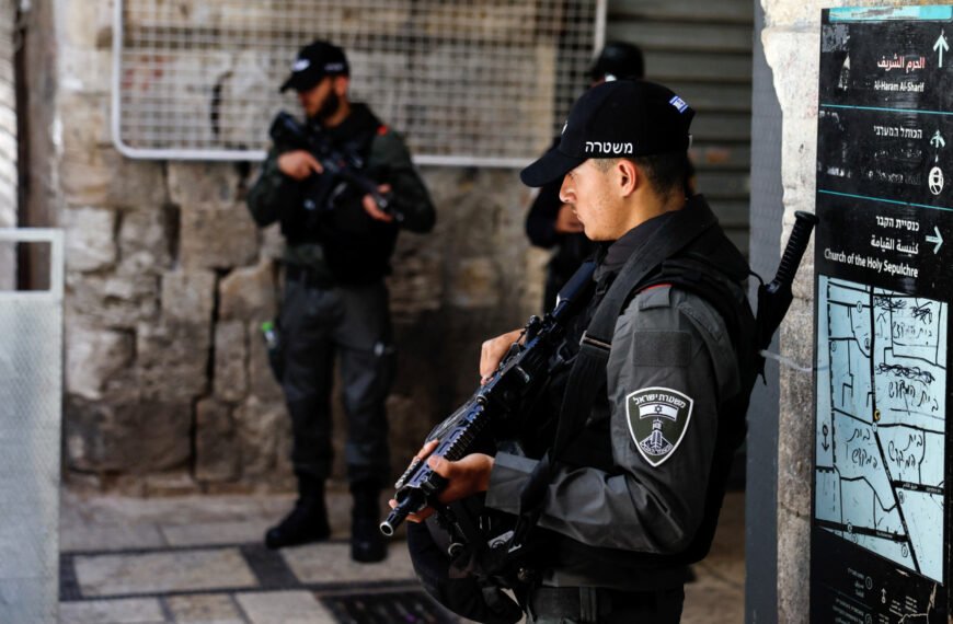 İran Savaşı Ortasında İsrail, Al-Aksa Camii'ni Kapatıyor