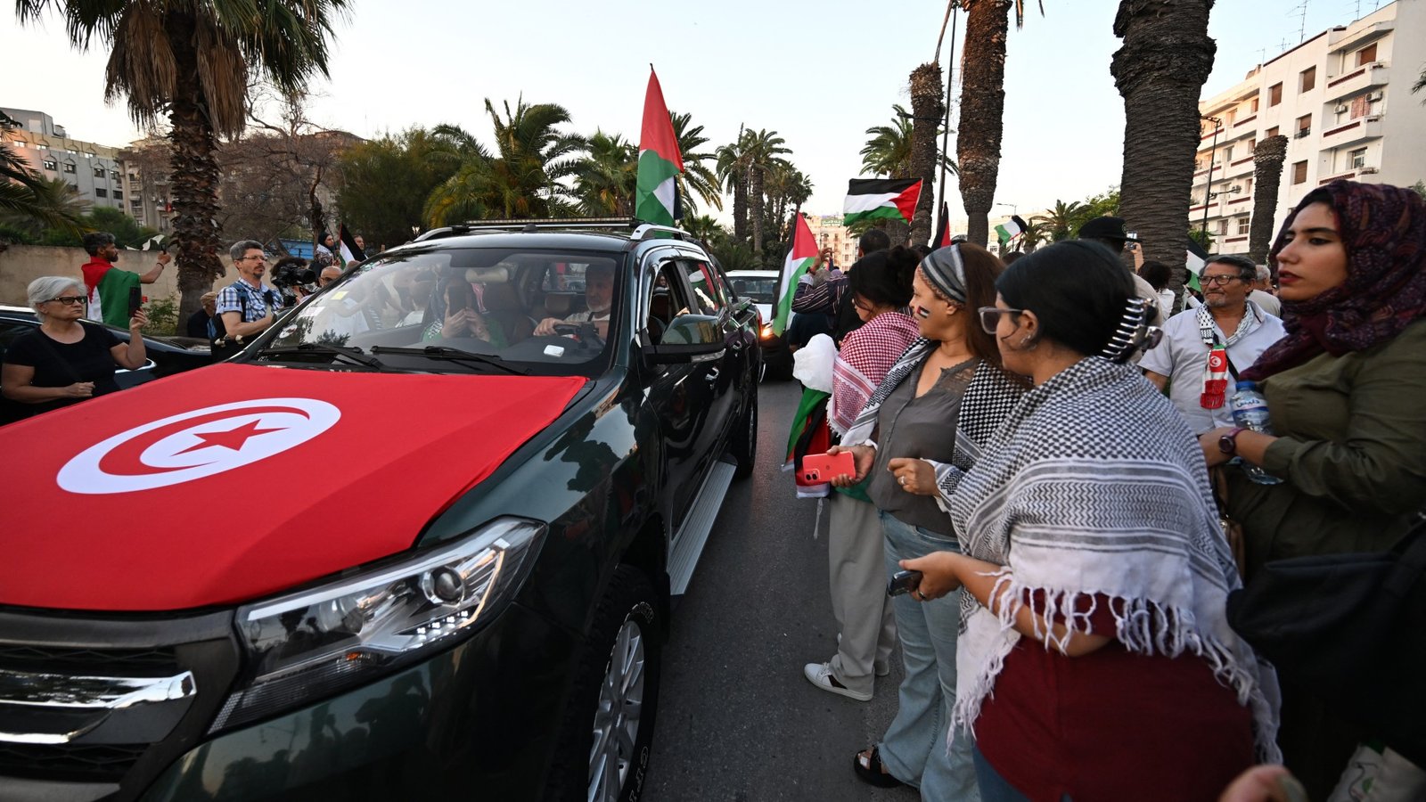 Kuzey Afrika "direniş konvoyu" Gazze'ye gidiyor, İsrail ablukasını aşmayı hedefliyor