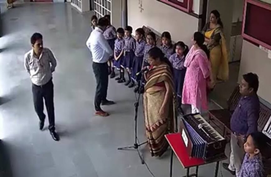Hindutva Grupları, Kota Okulu'nu Çok İnançlı Dua İçin Hedef Aldı