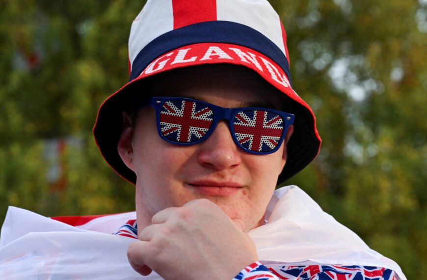 İngiliz Medyasının Reform'a Bayrak Darbesinde Yardımı