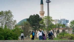 Avusturya'nın başörtüsü yasağı, marjinal Müslümanlar için deja vu