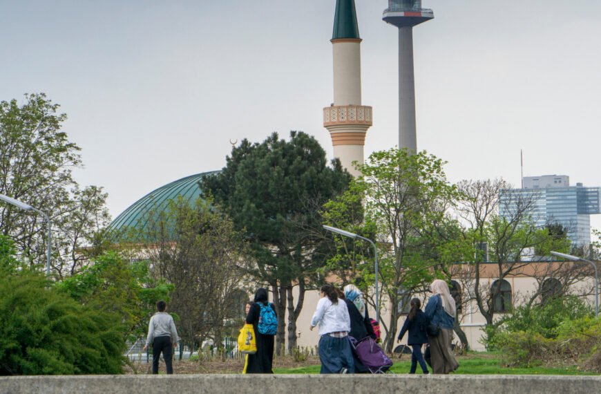Avusturya'nın başörtüsü yasağı, marjinal Müslümanlar için deja vu