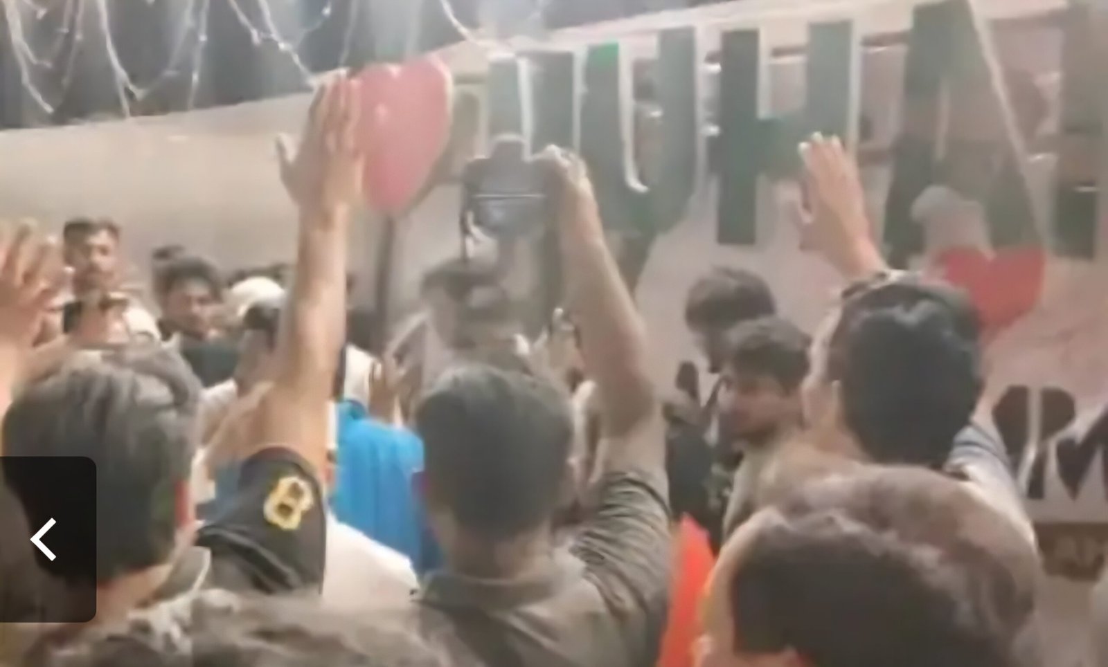 Kanpur Polisi, Barawafat'ta 'Muhammed'i Seviyorum' İçin 25 Müslümana FIR Düzenledi