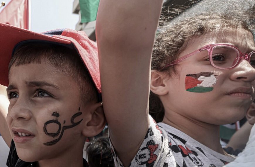 Beyaz Şövalye Yok: Filistinliler Geleceklerini Ele Geçirmeli