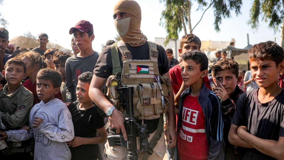 Filistinlilerin büyük çoğunluğu Hamas'ın silahsızlanmasına karşı