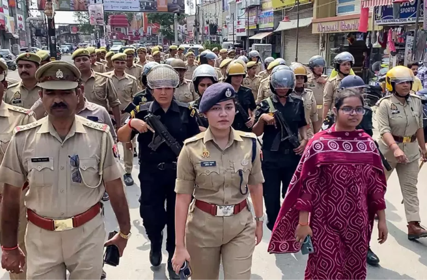 Muhammed'e Sevgi: Bareilly'de Dört İlçede Yüksek Alarm