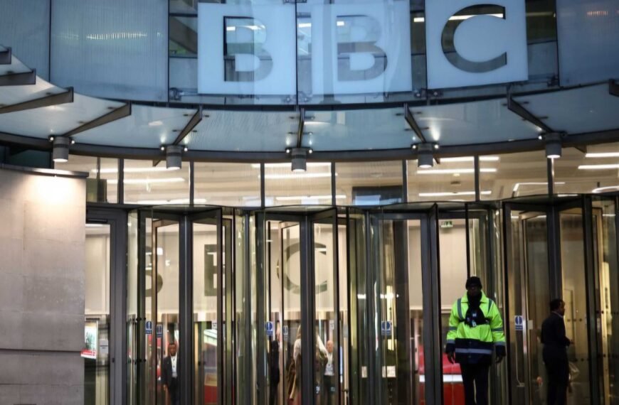 BBC Ortadoğu Editörü 'önyargı' tartışmasının merkezinde: Mossad'dan 'gurur' duyduğunu söyledi