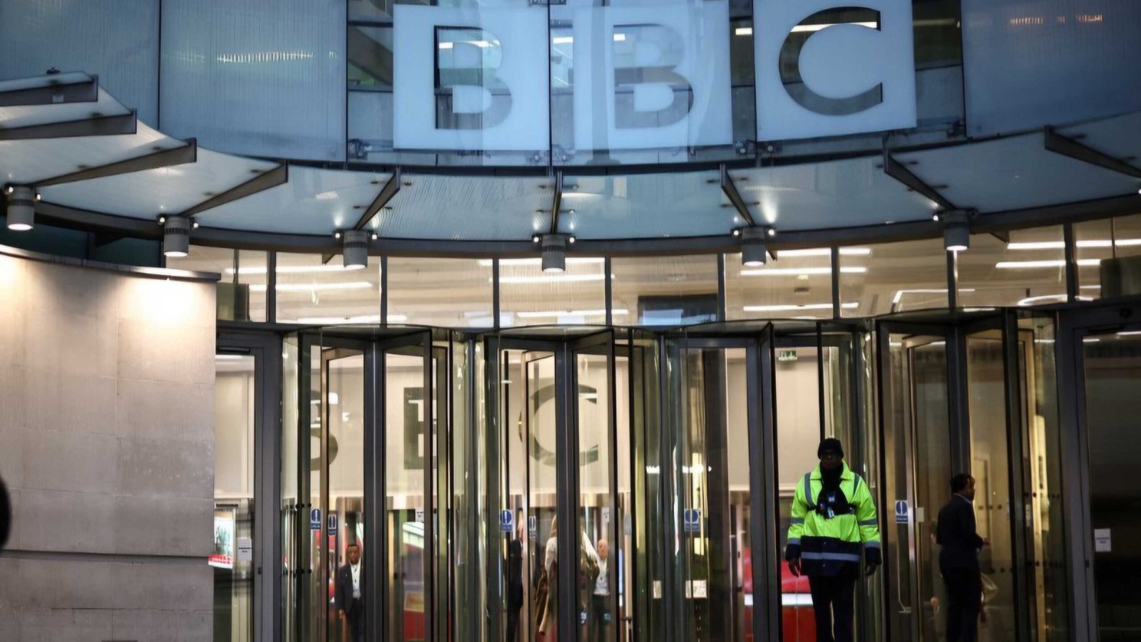 BBC Ortadoğu Editörü 'önyargı' tartışmasının merkezinde: Mossad'dan 'gurur' duyduğunu söyledi