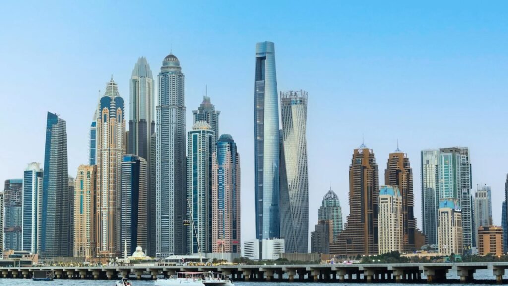 Dubai, Dünyanın En Yüksek Otelini Tanıttı