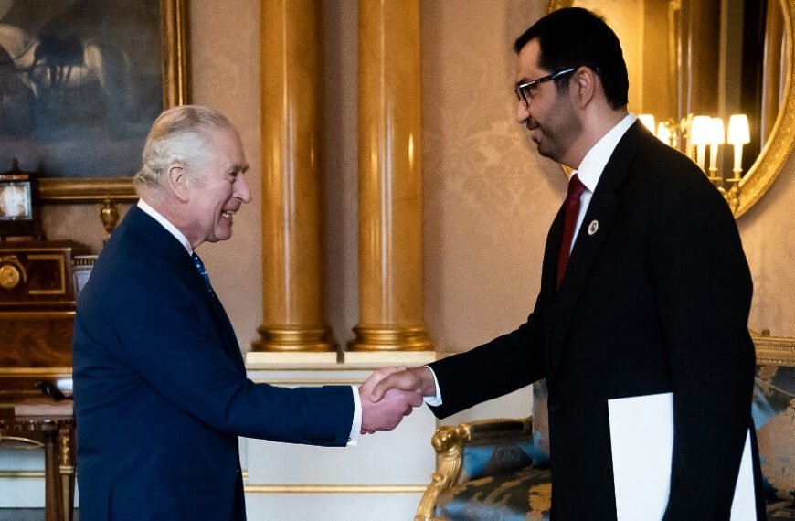 BAE, Müslüman Kardeşler'i yasaklamadığı için eğitim fonunu kesti